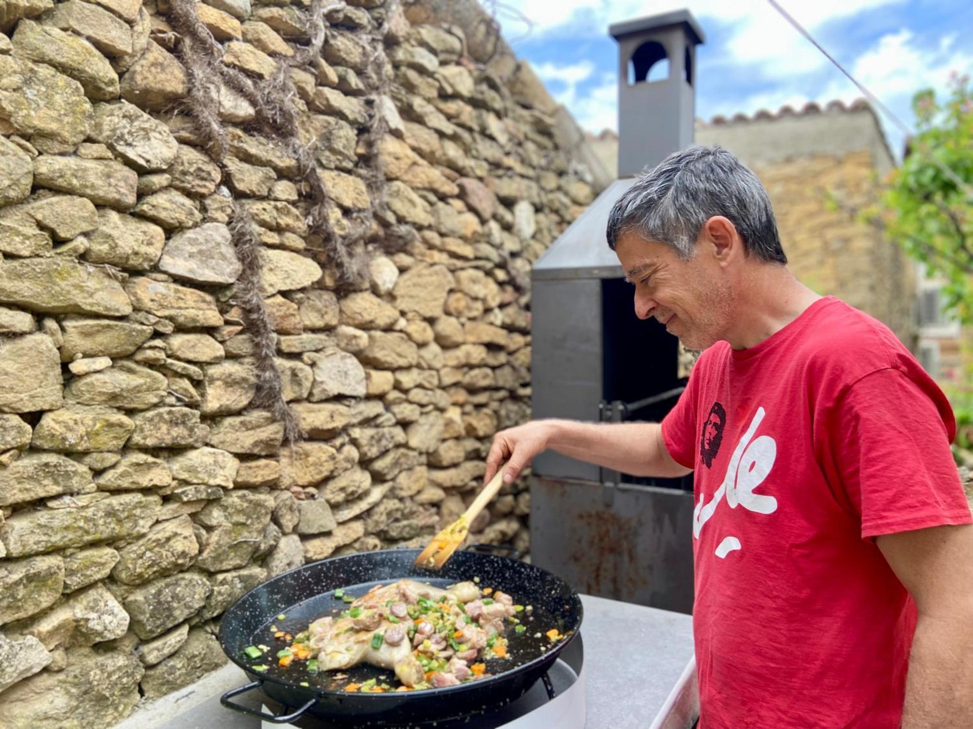阿赫尔Casa Acollidora I Familiar Amb Jardi I Barbacoa别墅 外观 照片