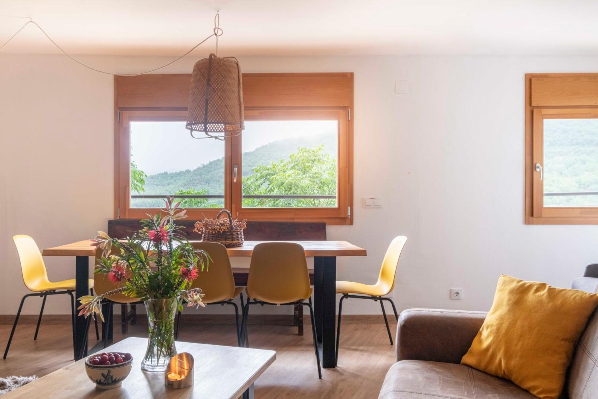 阿赫尔Casa Acollidora I Familiar Amb Jardi I Barbacoa别墅 外观 照片