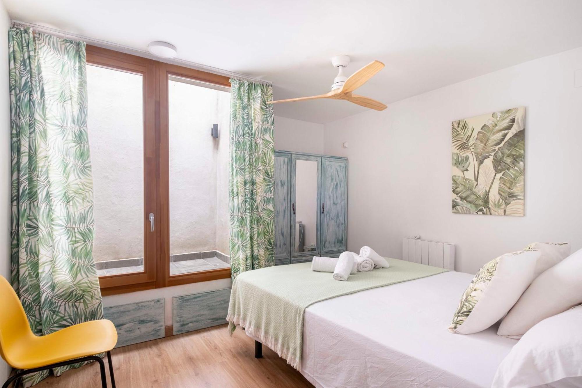 阿赫尔Casa Acollidora I Familiar Amb Jardi I Barbacoa别墅 外观 照片